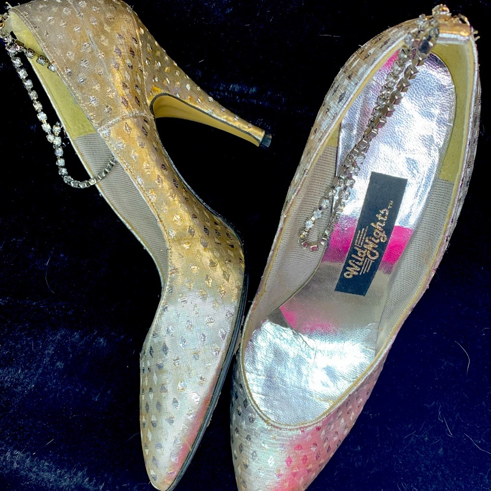 Wild Nights
80s/90s Shiny Silver Lame Rhinestone Glam High Heel Pumps